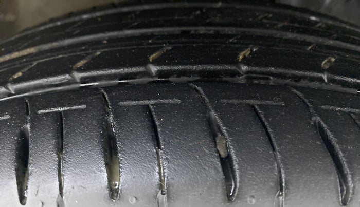 2018 Maruti IGNIS SIGMA 1.2 K12, Petrol, Manual, 20,525 km, Right Front Tyre Tread