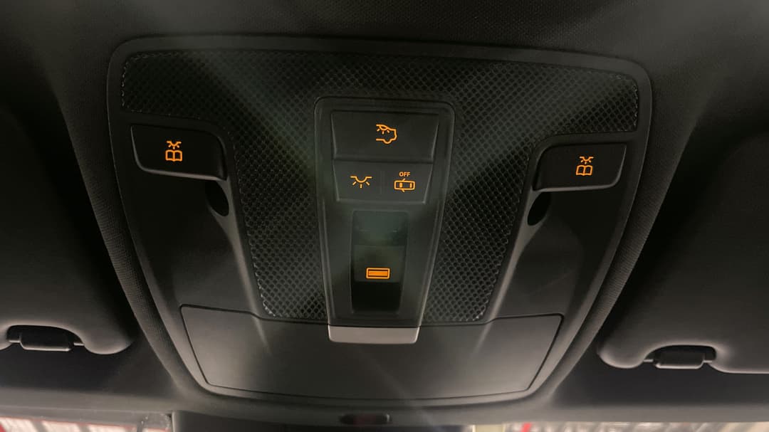 2019 Mercedes-benz GLA 180, Automatic, 40391 km, On-Roof Controls/Sunglass holder