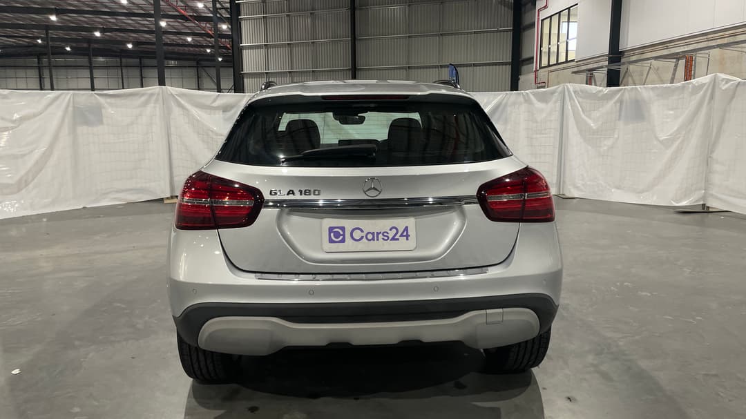 2019 Mercedes-benz GLA 180, Automatic, 40391 km, Back/Rear View