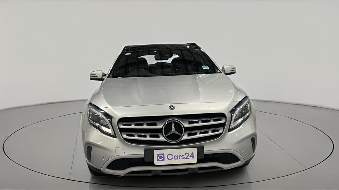 2019 Mercedes-benz GLA 180, Automatic, 40391 km, Front View