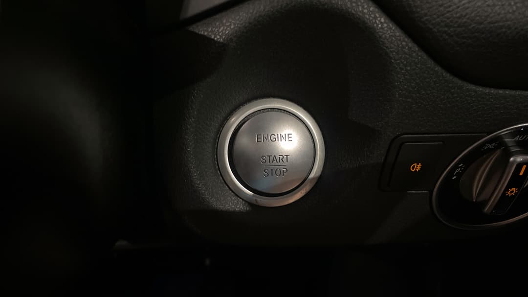2019 Mercedes-benz GLA 180, Automatic, 40391 km, Keyless / Button Start