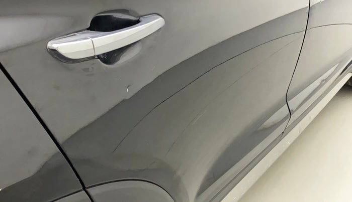 2021 Hyundai Tucson GLS 2WD AT PETROL, Petrol, Automatic, 77,085 km, Right rear door - Slightly dented