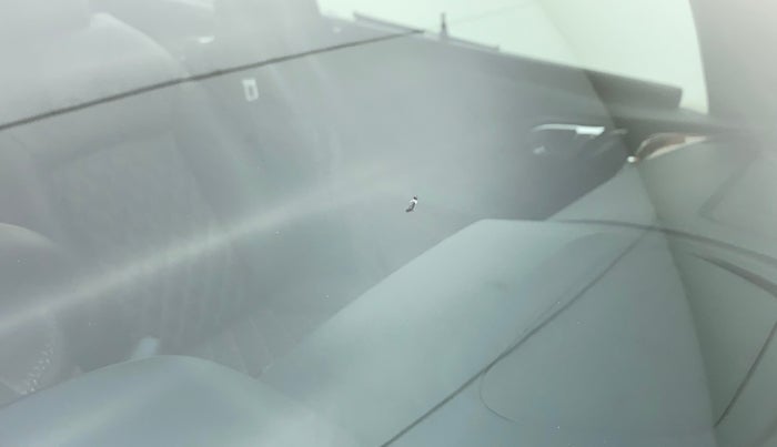 2017 Tata TIGOR XZ 1.2 REVOTRON OPT, Petrol, Manual, 65,047 km, Front windshield - Minor spot on windshield