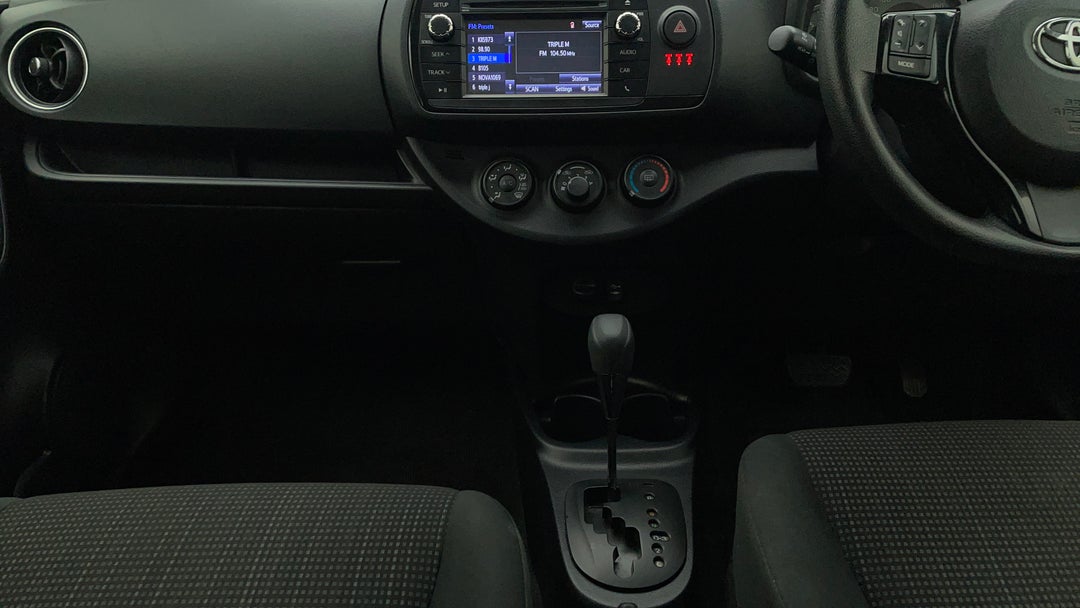 2019 Toyota Yaris Ascent, Automatic, 90275 km, Center Console