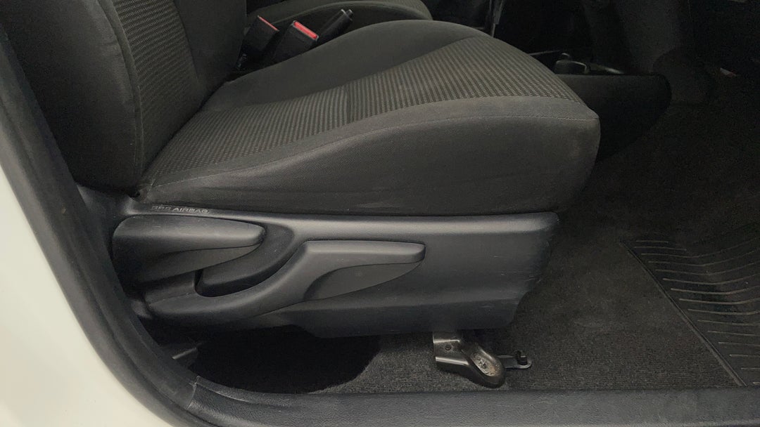 2019 Toyota Yaris Ascent, Automatic, 90275 km, Drivers Side Adjustment Panel