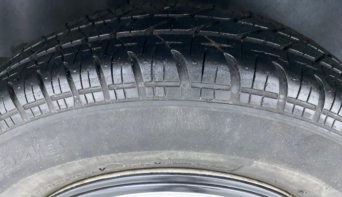2012 Maruti Swift Dzire LDI BS IV, Diesel, Manual, 46,799 km, Right Rear Tyre Tread