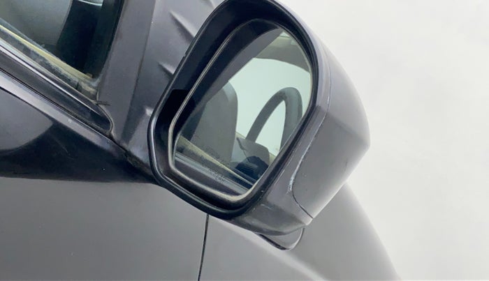 2013 Honda Amaze 1.2L I-VTEC S, Petrol, Manual, 62,047 km, Right rear-view mirror - Cover has minor damage