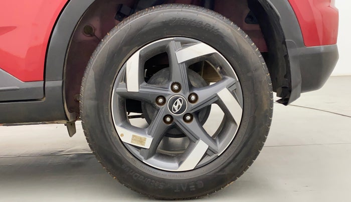2020 Hyundai VENUE SX 1.5 CRDI, Diesel, Manual, 31,537 km, Left Rear Wheel