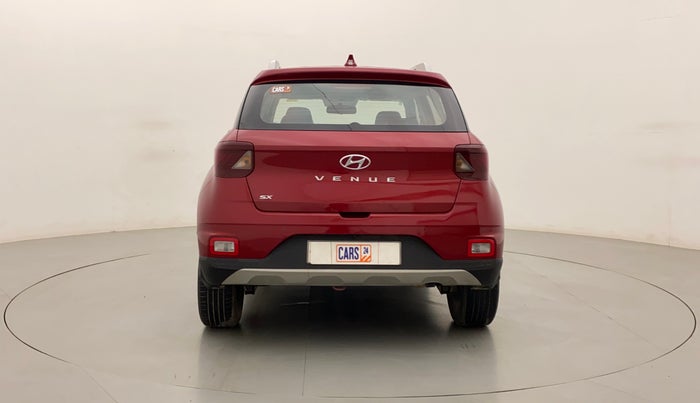 2020 Hyundai VENUE SX 1.5 CRDI, Diesel, Manual, 31,537 km, Back/Rear