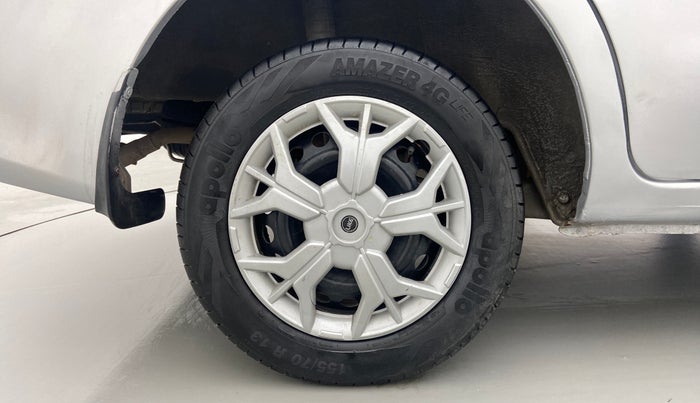 2016 Datsun Go Plus T, Petrol, Manual, 57,672 km, Right Rear Wheel