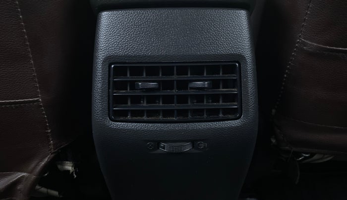 2016 Hyundai Elite i20 SPORTZ 1.2, Petrol, Manual, 18,450 km, Rear AC Vents