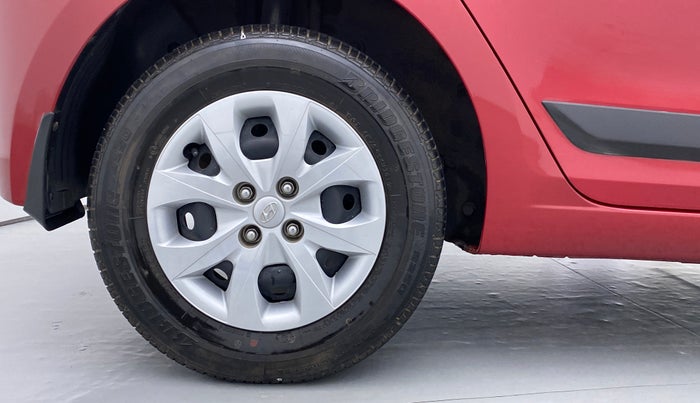2016 Hyundai Elite i20 SPORTZ 1.2, Petrol, Manual, 18,450 km, Right Rear Wheel
