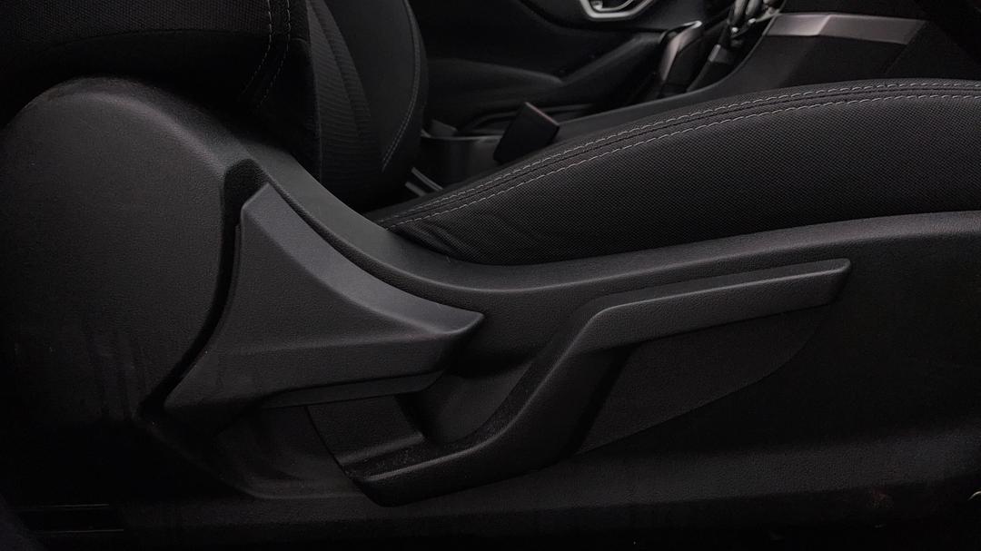 2019 Subaru Forester 2.5i-l (awd), Automatic, 81471 km, Drivers Side Adjustment Panel
