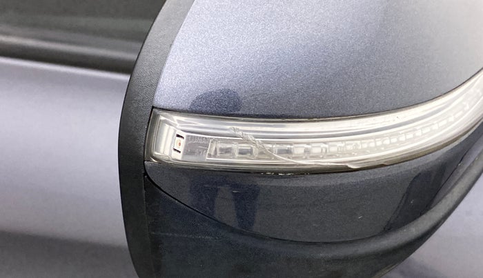 2016 Hyundai Elite i20 ASTA 1.4 CRDI, Diesel, Manual, 63,564 km, Right rear-view mirror - Indicator light has minor damage