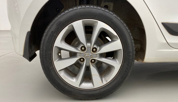 2016 Hyundai Elite i20 1.4 CRDI ASTA (O), Diesel, Manual, 44,649 km, Right Rear Wheel