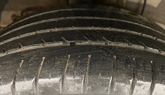 2016 Hyundai Elite i20 1.4 CRDI ASTA (O), Diesel, Manual, 44,649 km, Right Rear Tyre Tread