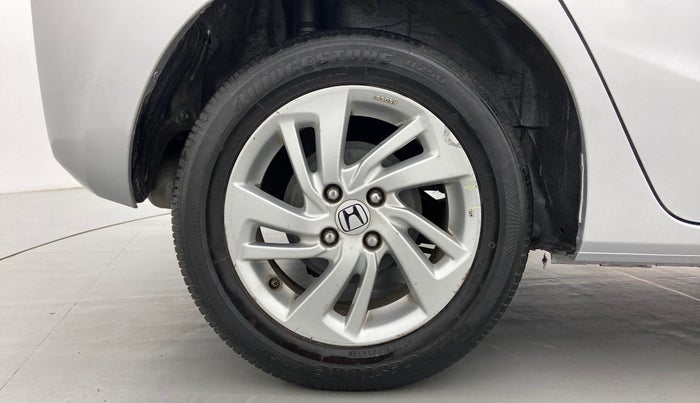 2015 Honda Jazz 1.2 V MT, Petrol, Manual, 76,438 km, Right Rear Wheel