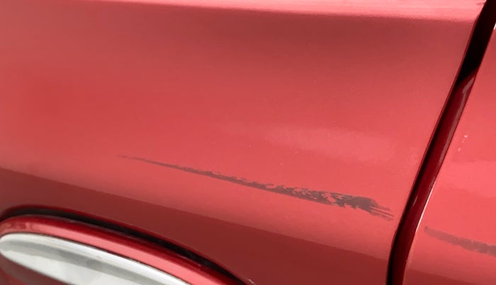 2017 Toyota Etios VXD PLATINUM, Diesel, Manual, 42,690 km, Front passenger door - Minor scratches