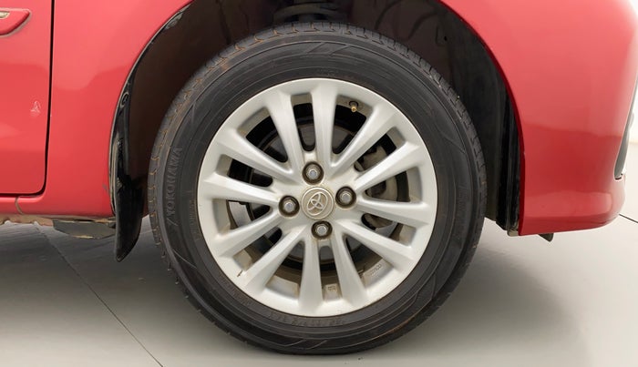 2017 Toyota Etios VXD PLATINUM, Diesel, Manual, 42,690 km, Right Front Wheel