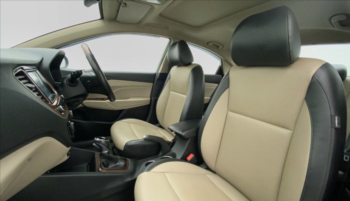 2017 Hyundai Verna 1.6 SX VTVT AT (O), Petrol, Automatic, 37,411 km, Right Side Front Door Cabin