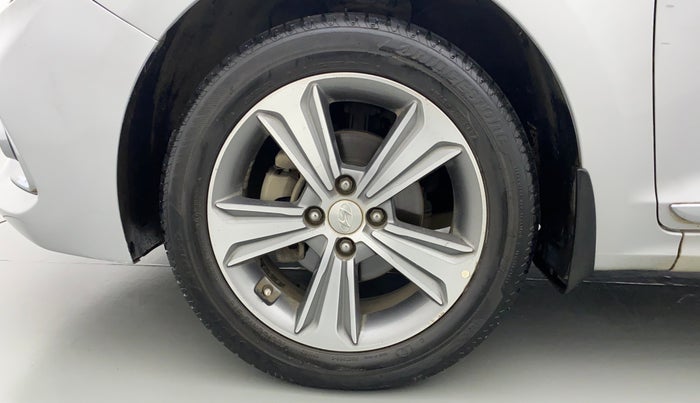 2017 Hyundai Verna 1.6 SX VTVT AT (O), Petrol, Automatic, 37,411 km, Left Front Wheel