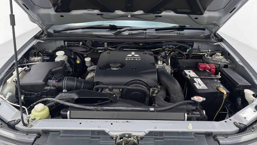 Open Bonnet (Engine)