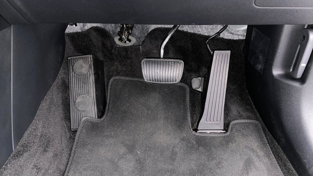 Pedals and Footmat