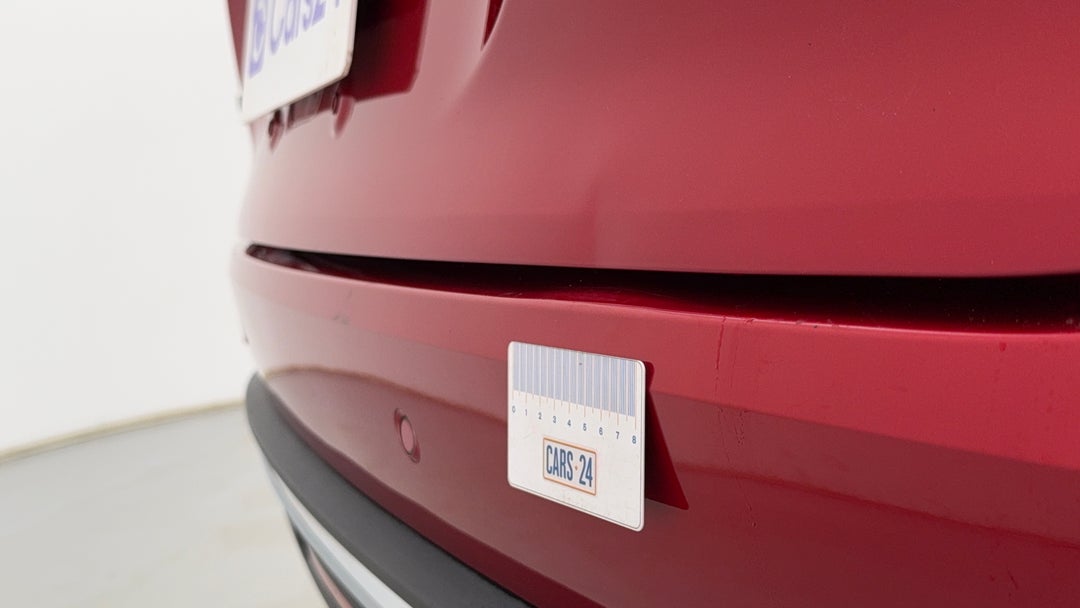 Boot / Tailgate Tailgate Dent