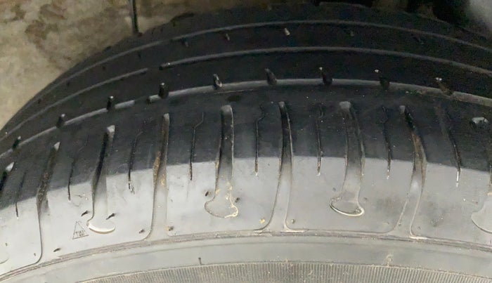 2018 Hyundai Elite i20 SPORTZ 1.2, Petrol, Manual, 52,575 km, Left Rear Tyre Tread