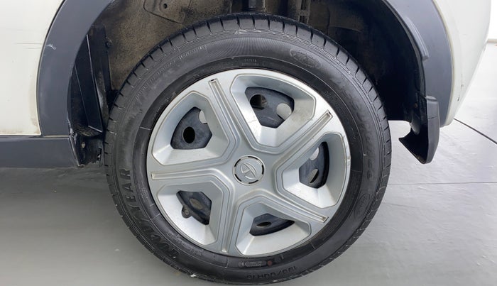 2018 Tata NEXON XT 1.2, Petrol, Manual, 27,669 km, Left Rear Wheel