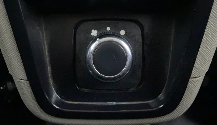2018 Tata NEXON XT 1.2, Petrol, Manual, 27,669 km, Rear AC Temperature Control