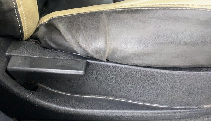 2018 Tata NEXON XT 1.2, Petrol, Manual, 27,669 km, Driver Side Adjustment Panel