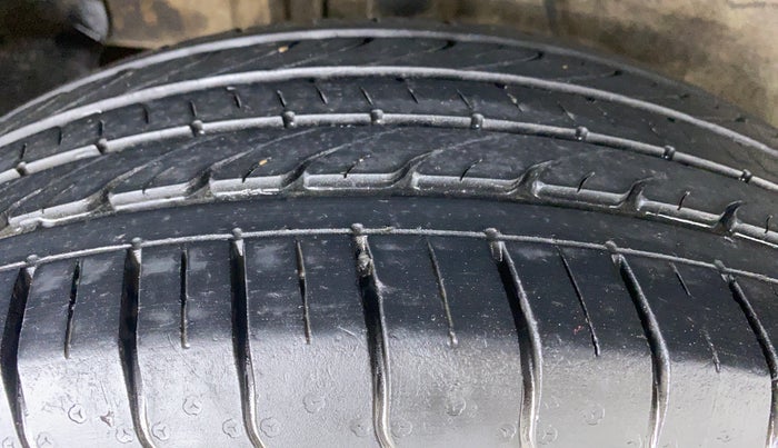 2018 Tata NEXON XT 1.2, Petrol, Manual, 27,669 km, Right Rear Tyre Tread