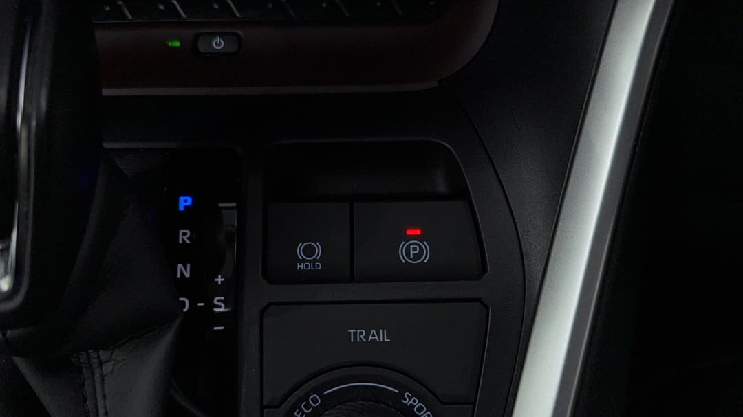 2025 Toyota RAV4 Cruiser (AWD) Hybrid, Automatic, 25230 km, Handbrake