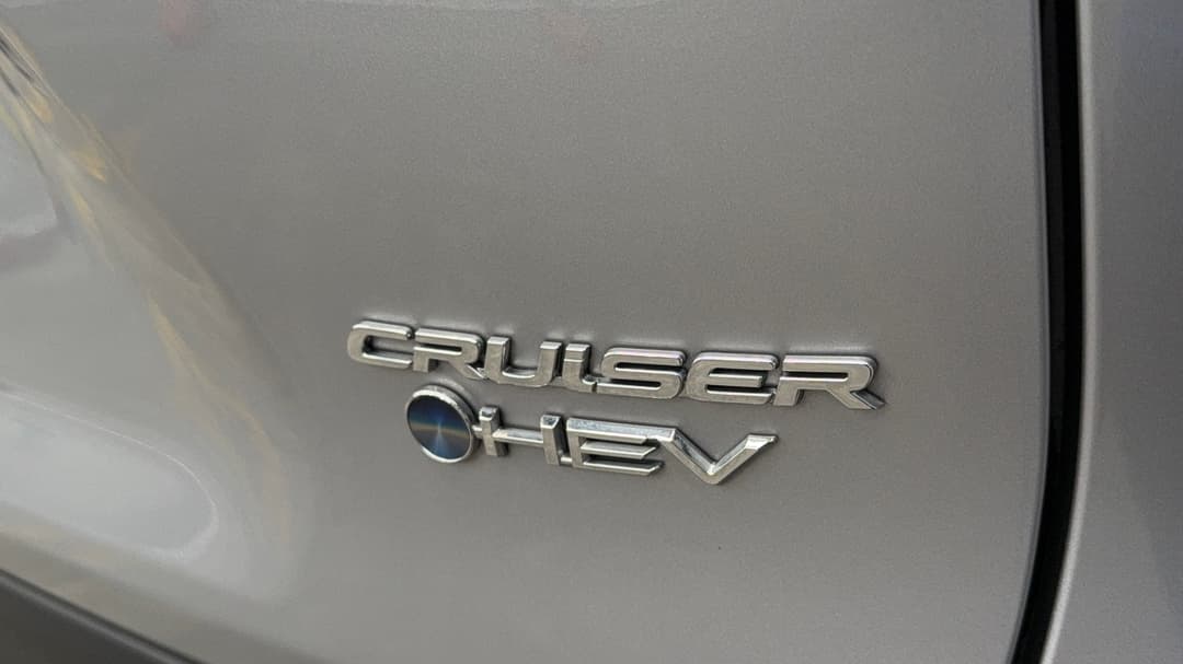 2025 Toyota RAV4 Cruiser (AWD) Hybrid, Automatic, 25230 km, Badge (Boot Right Side)