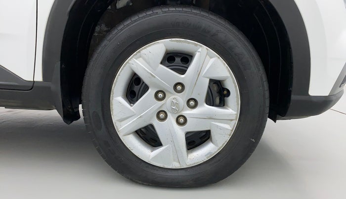2019 Hyundai VENUE S MT 1.2 KAPPA, Petrol, Manual, 19,978 km, Right Front Wheel