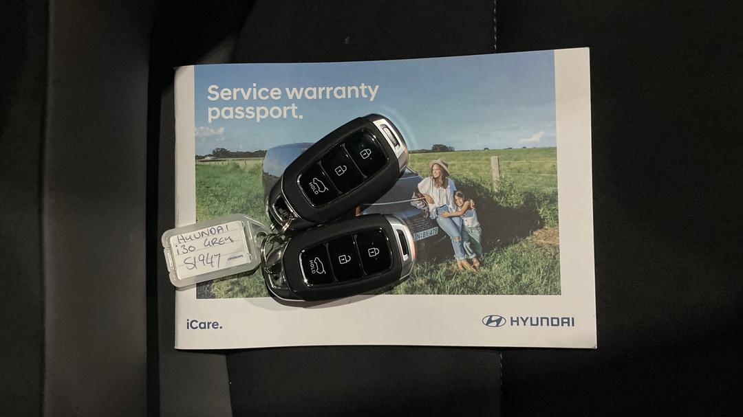 2025 Hyundai i30 N Line Mhev, Automatic, 2547 km, Key Close-up