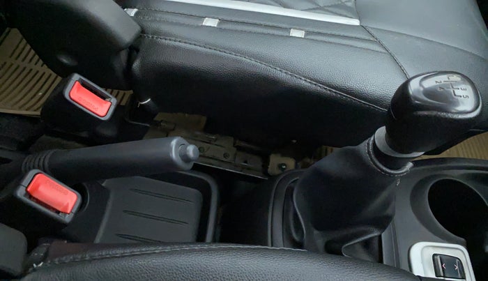 2018 Datsun Redi Go T (O), Petrol, Manual, 34,771 km, Gear Lever