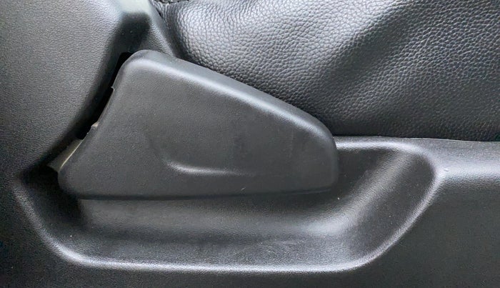 2018 Datsun Redi Go T (O), Petrol, Manual, 34,771 km, Driver Side Adjustment Panel