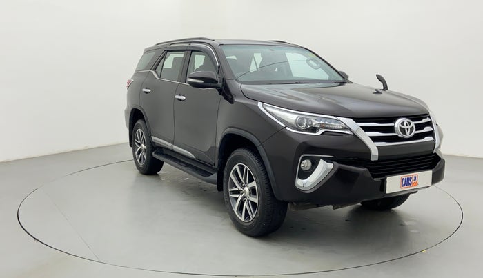 2017 Toyota Fortuner 2.8 4x4 AT, Diesel, Automatic, 22,399 km, Main image / SRP