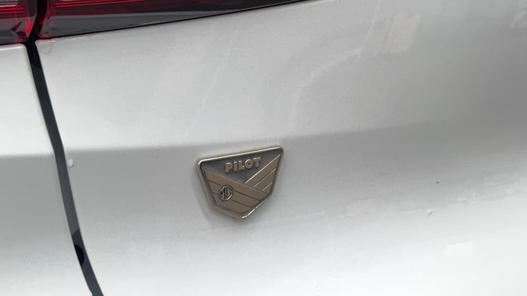 2022 MG Zst Core, Automatic, 72273 km, Badge (Boot Left Side)