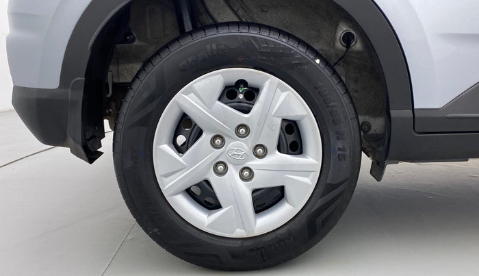 2022 Hyundai VENUE S MT 1.2 KAPPA, Petrol, Manual, 3,515 km, Right Rear Wheel