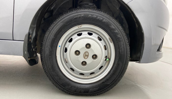 2018 Tata Tiago XM PETROL, Petrol, Manual, 92,535 km, Right Front Wheel