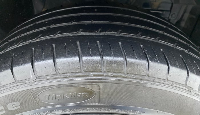 2021 Maruti Vitara Brezza VXI, Petrol, Manual, 42,784 km, Right Front Tyre Tread