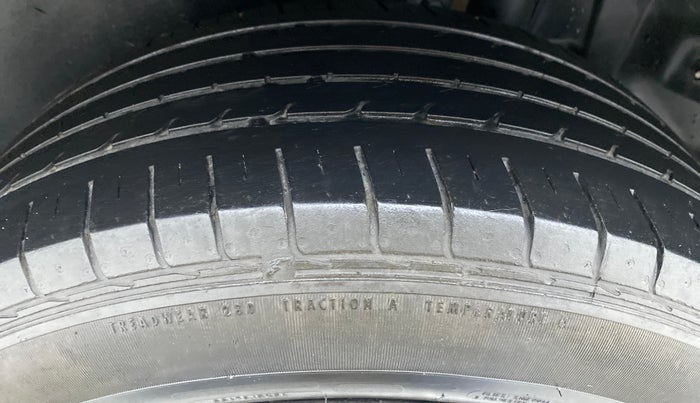 2021 Maruti Vitara Brezza VXI, Petrol, Manual, 42,784 km, Left Rear Tyre Tread