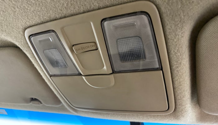 2015 Hyundai Verna FLUIDIC 1.6 CRDI S, Diesel, Manual, 86,315 km, Ceiling - Roof light/s not working