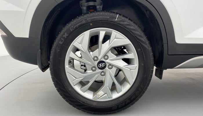 2021 Hyundai Creta SX MT, Diesel, Manual, 3,556 km, Right Rear Wheel
