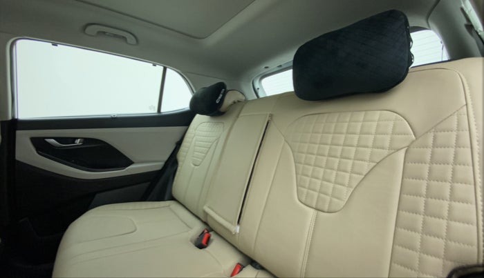 2021 Hyundai Creta SX MT, Diesel, Manual, 3,556 km, Right Side Rear Door Cabin
