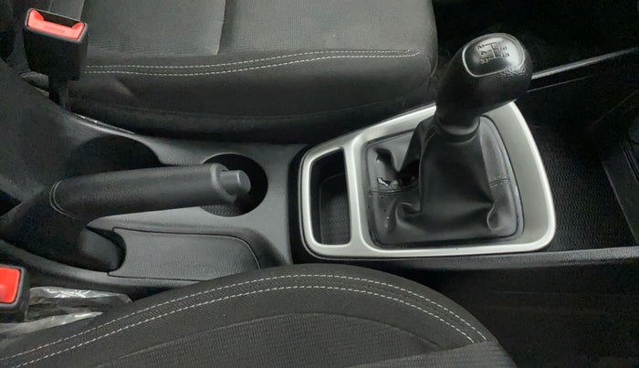 2020 Hyundai VENUE S 1.2, Petrol, Manual, 36,388 km, Gear Lever