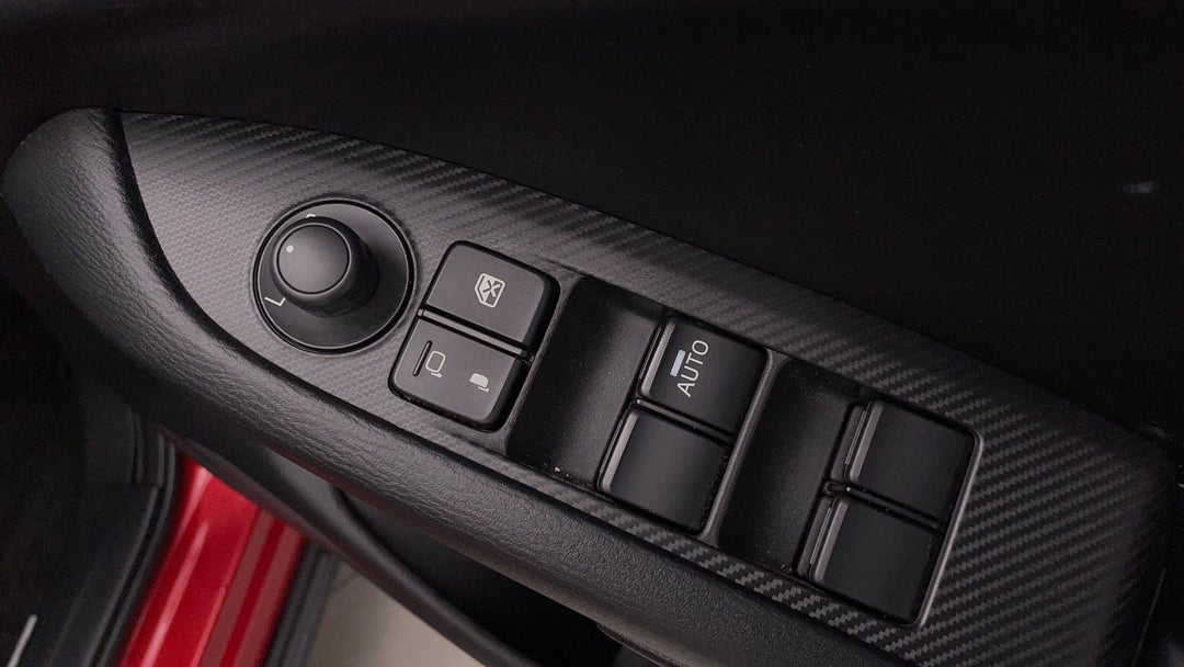 2019 Mazda CX-3 Maxx Sport (fwd), Automatic, 40623 km, Drivers Side Door Panel Controls